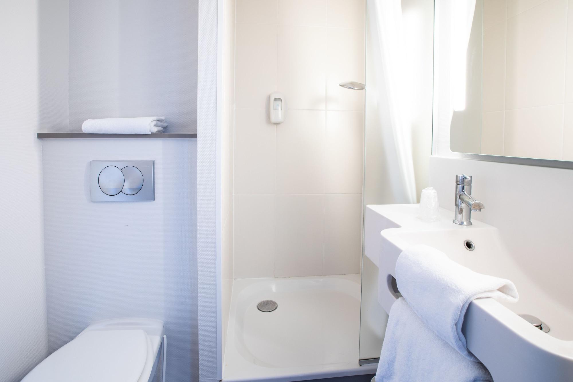 B&B Hotel Rennes Ouest Villejean Kültér fotó