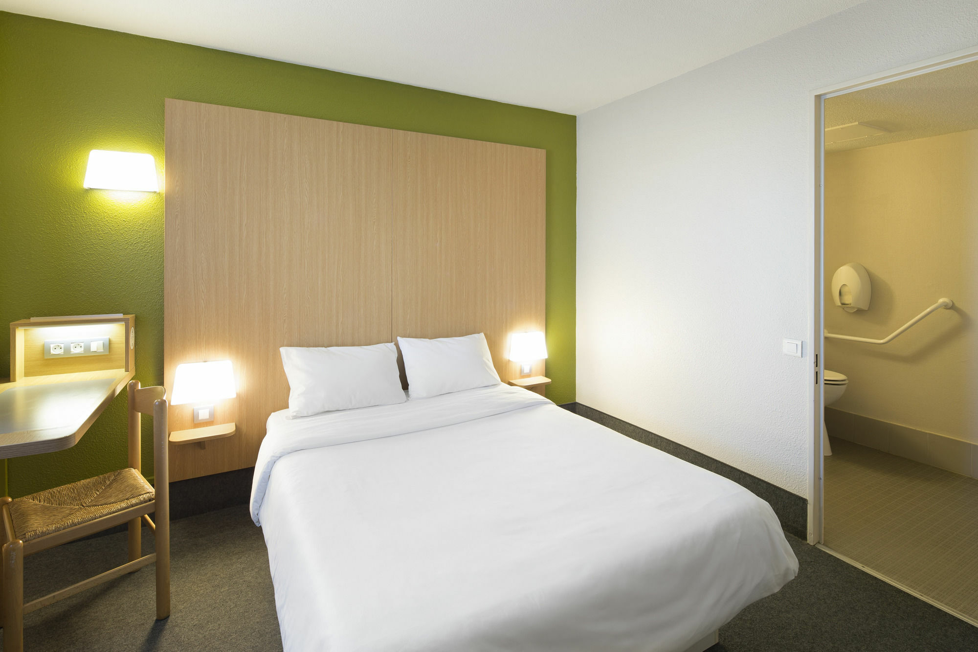 B&B Hotel Rennes Ouest Villejean Kültér fotó